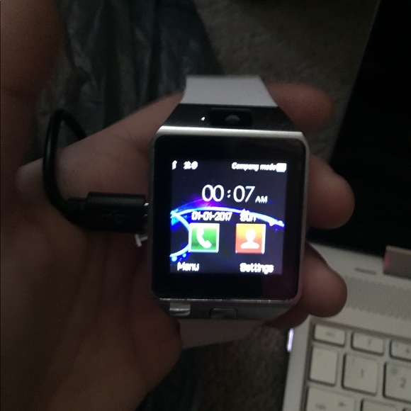 Android watch - Picture 2 of 2